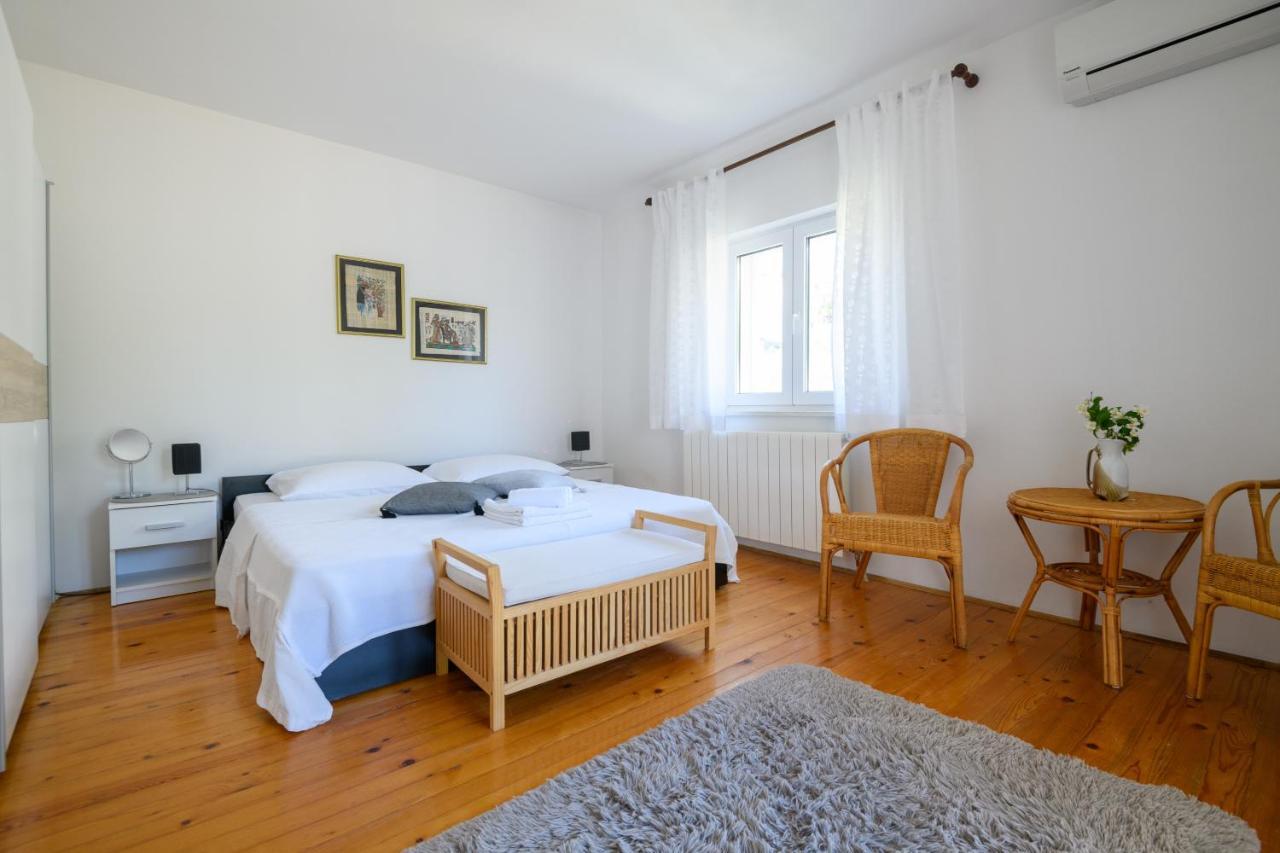 Holiday Residence Zvono Млини Экстерьер фото
