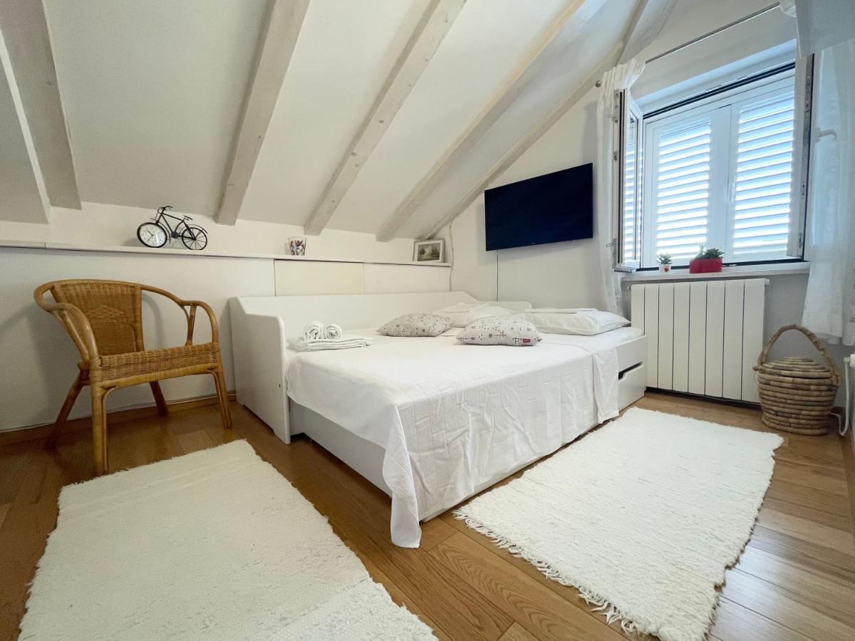 Holiday Residence Zvono Млини Экстерьер фото